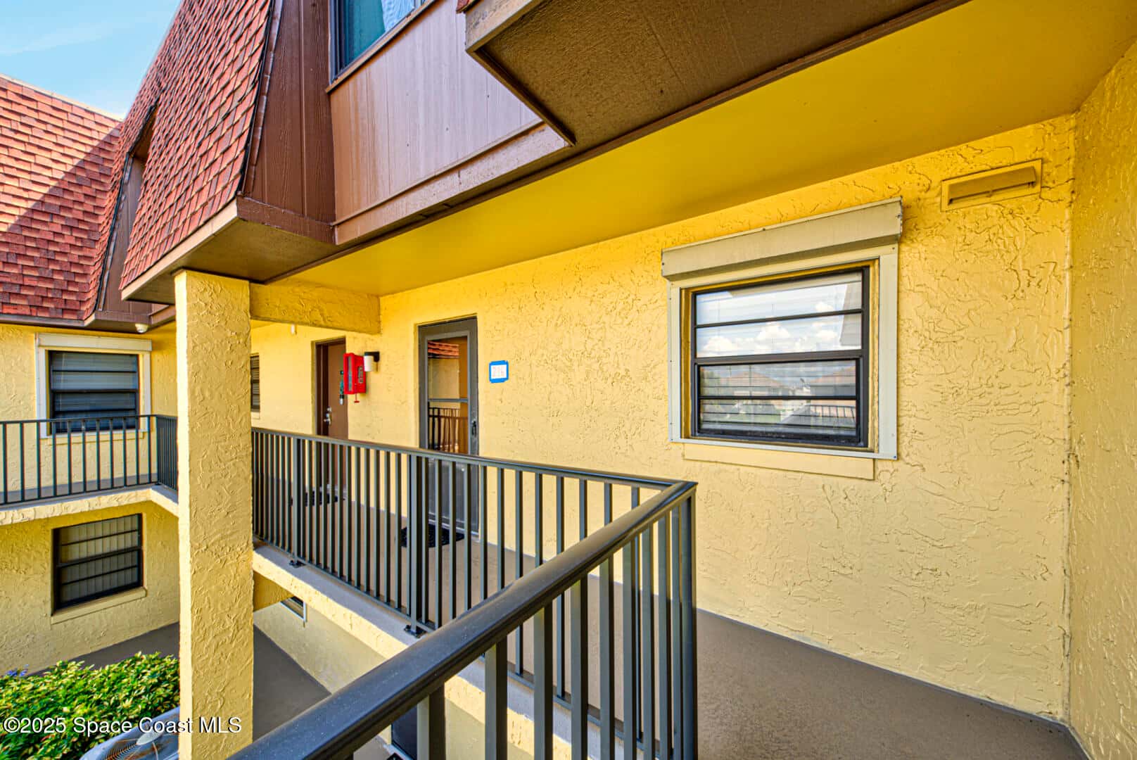 5200 Ocean Beach thumbnail 2