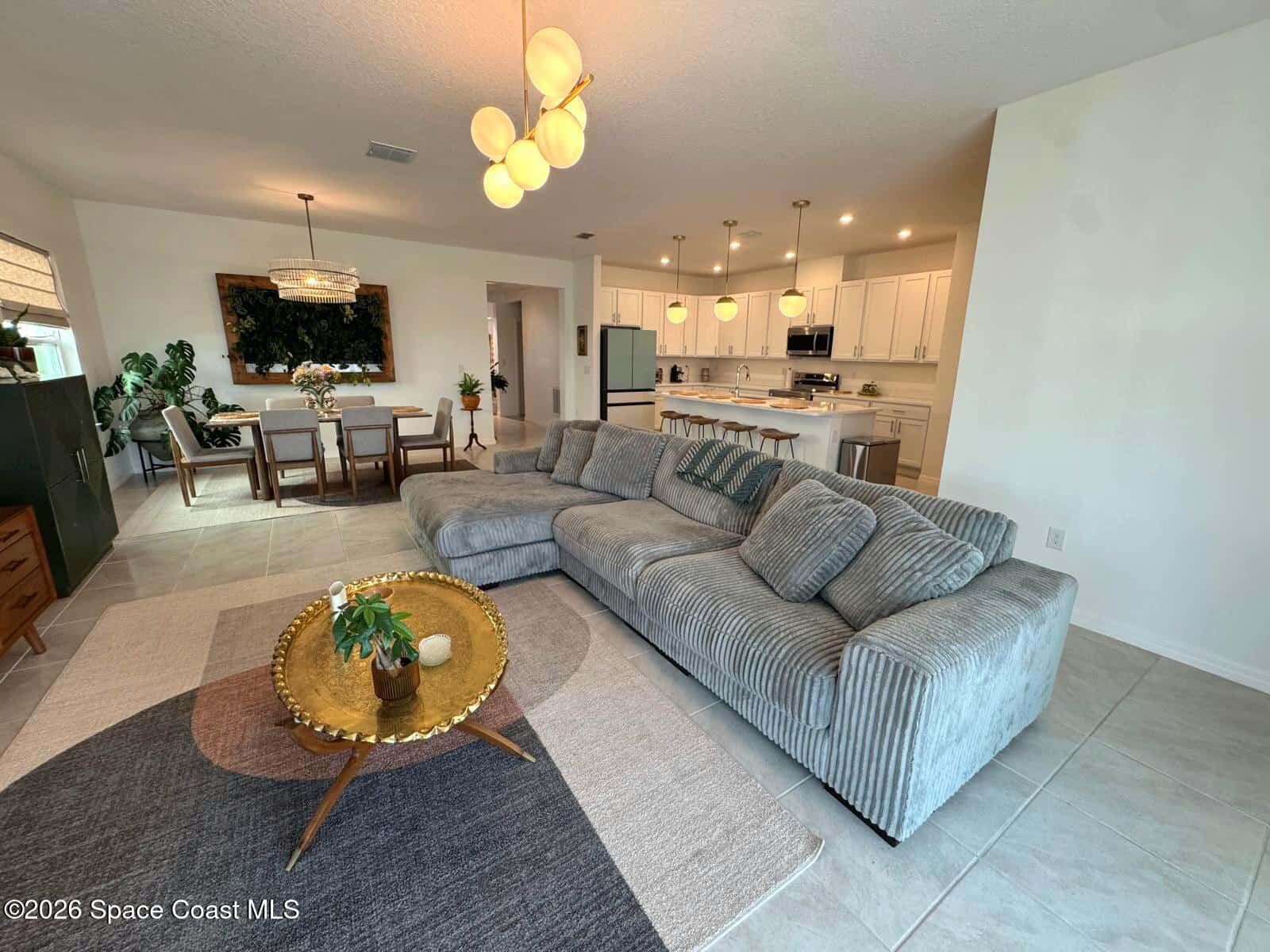 2412 Carrick thumbnail 4