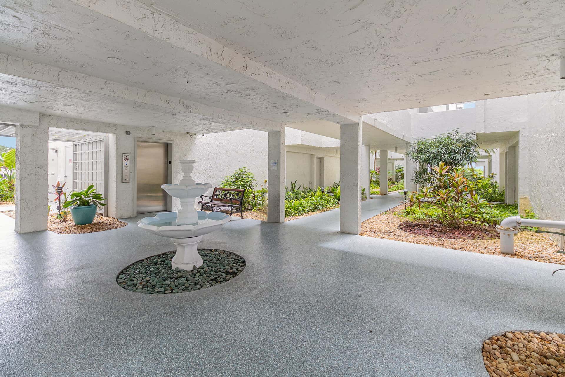 5011 Dixie thumbnail 4