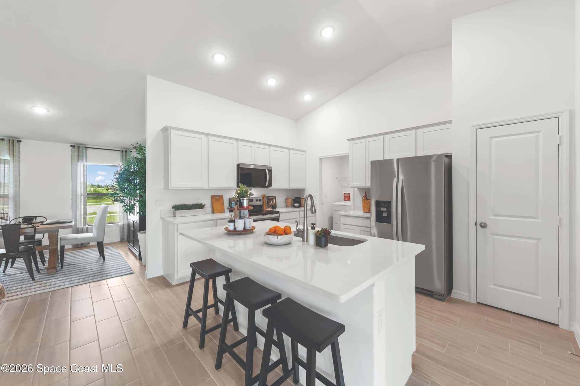 663 White Cloud thumbnail 6