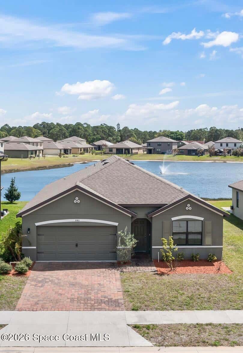 845 Old Country Road South thumbnail 1