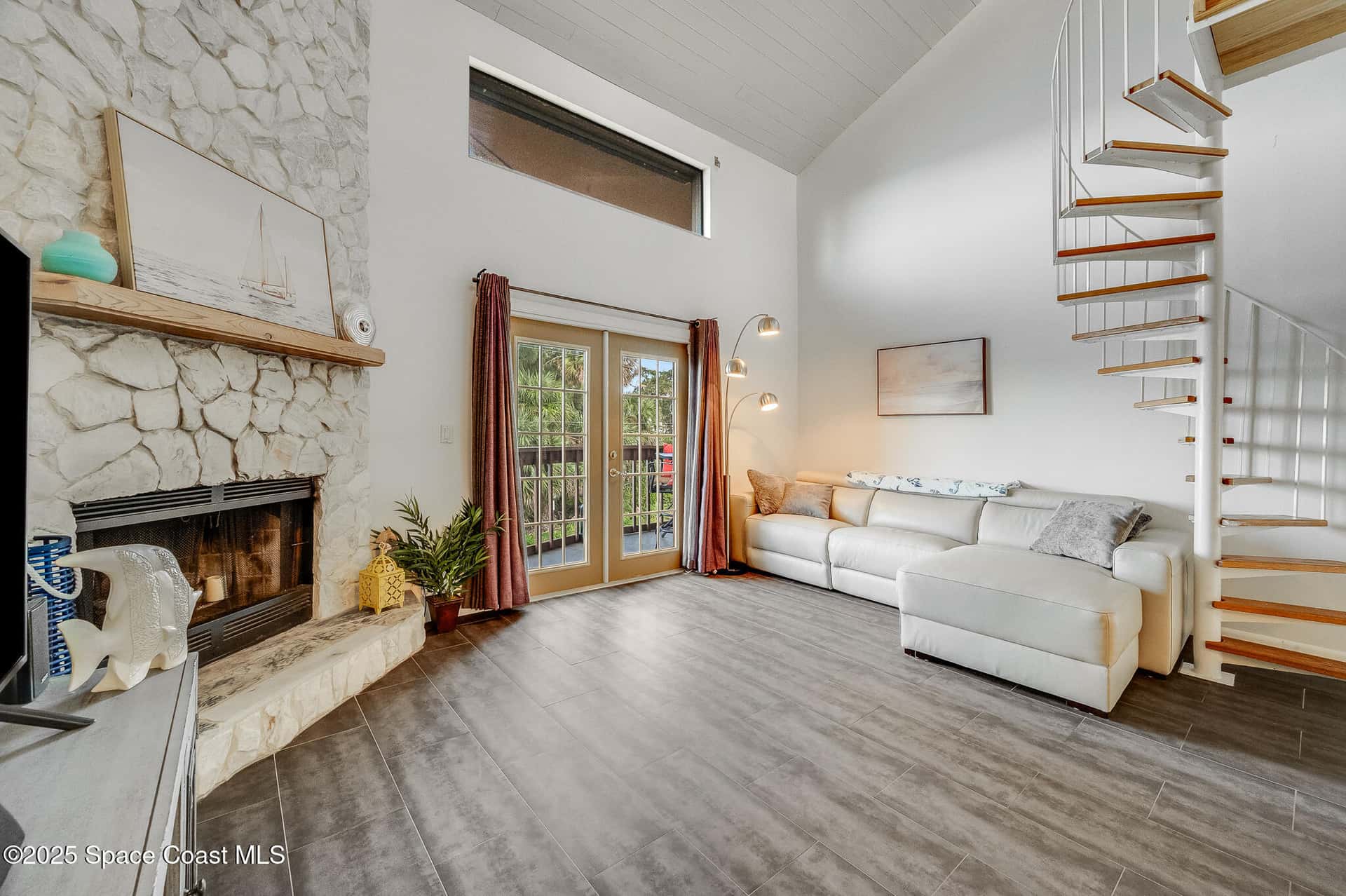 3319 Kirkland thumbnail 3