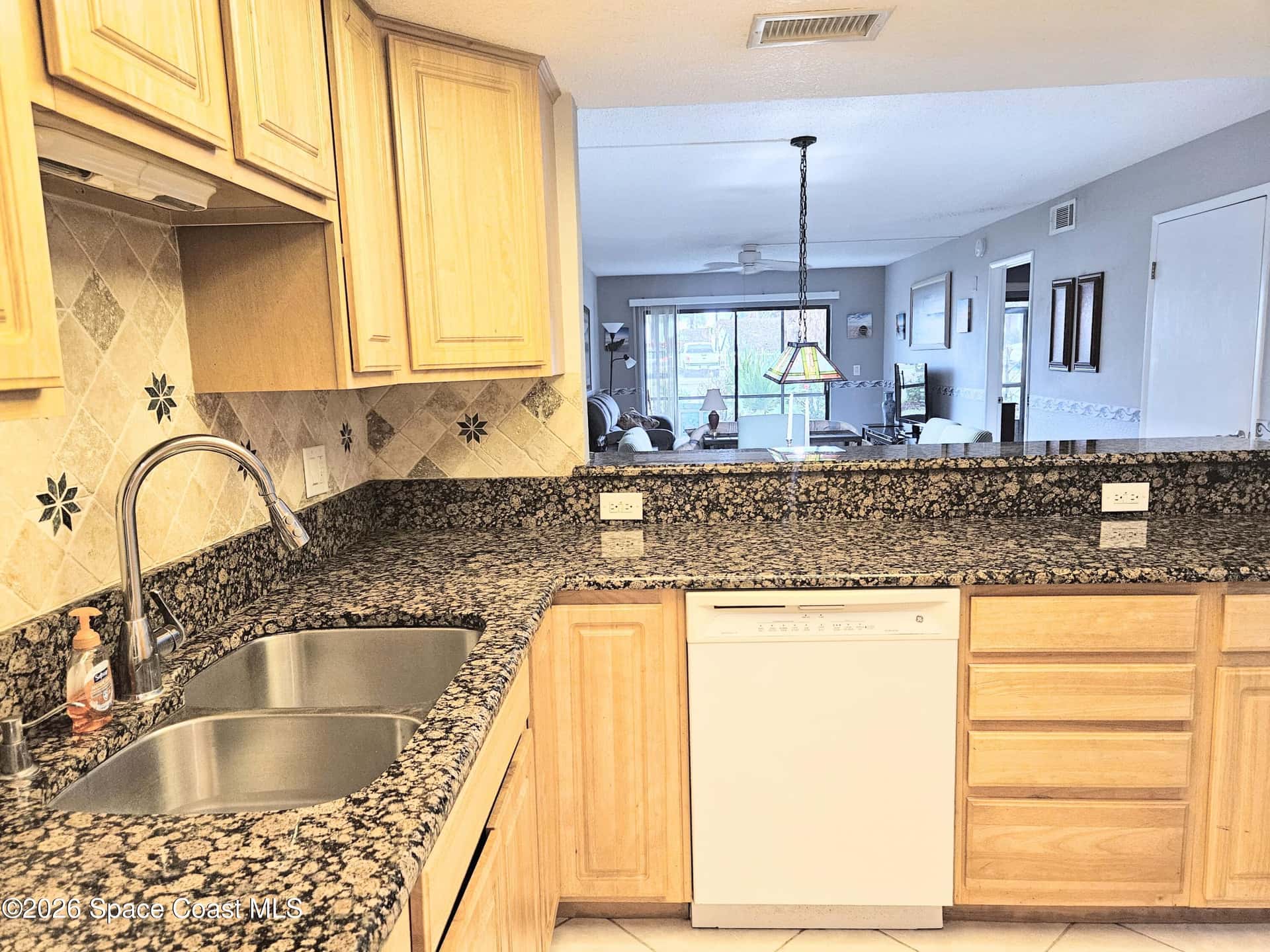 1700 Atlantic thumbnail 6