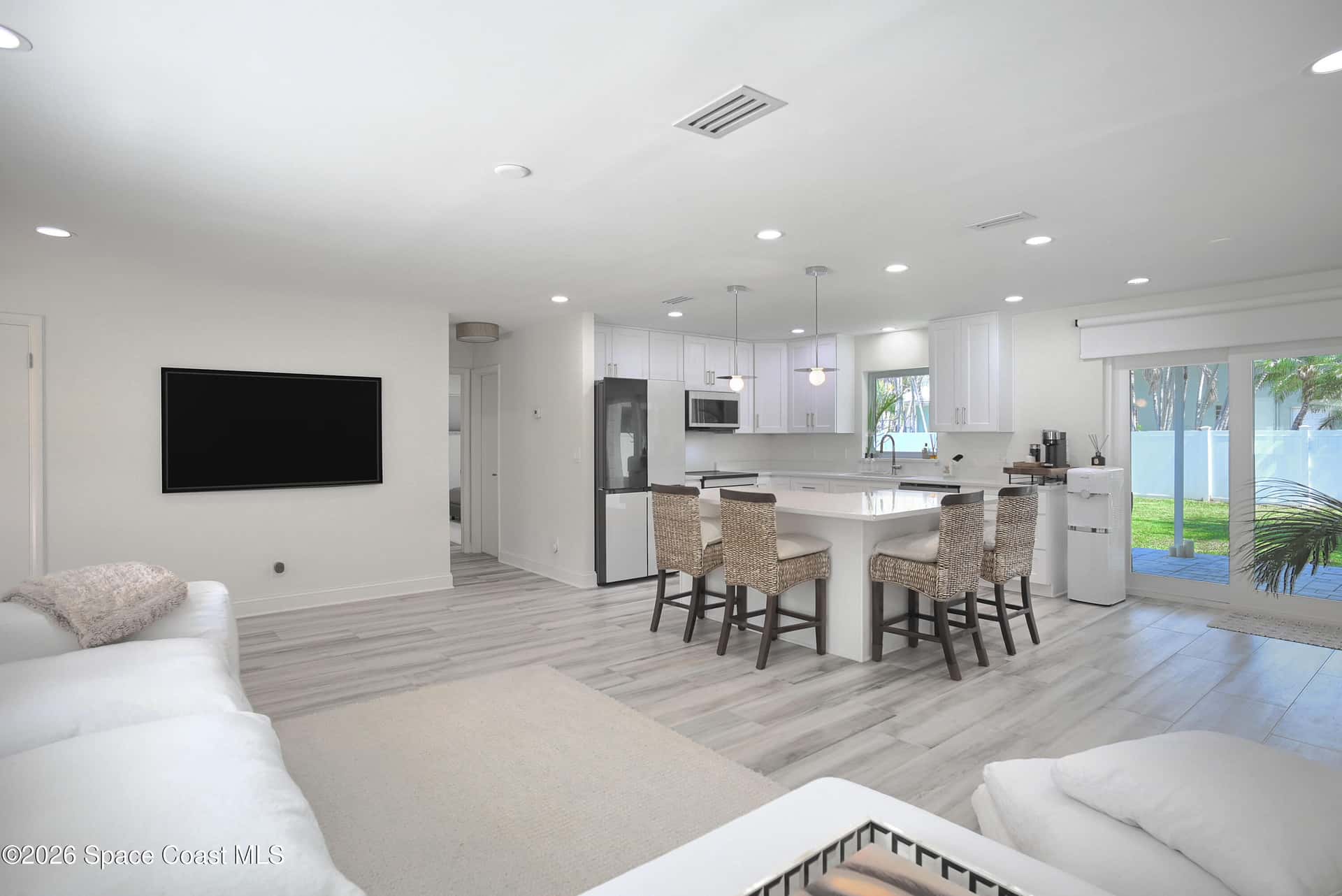 1162 Samar thumbnail 4