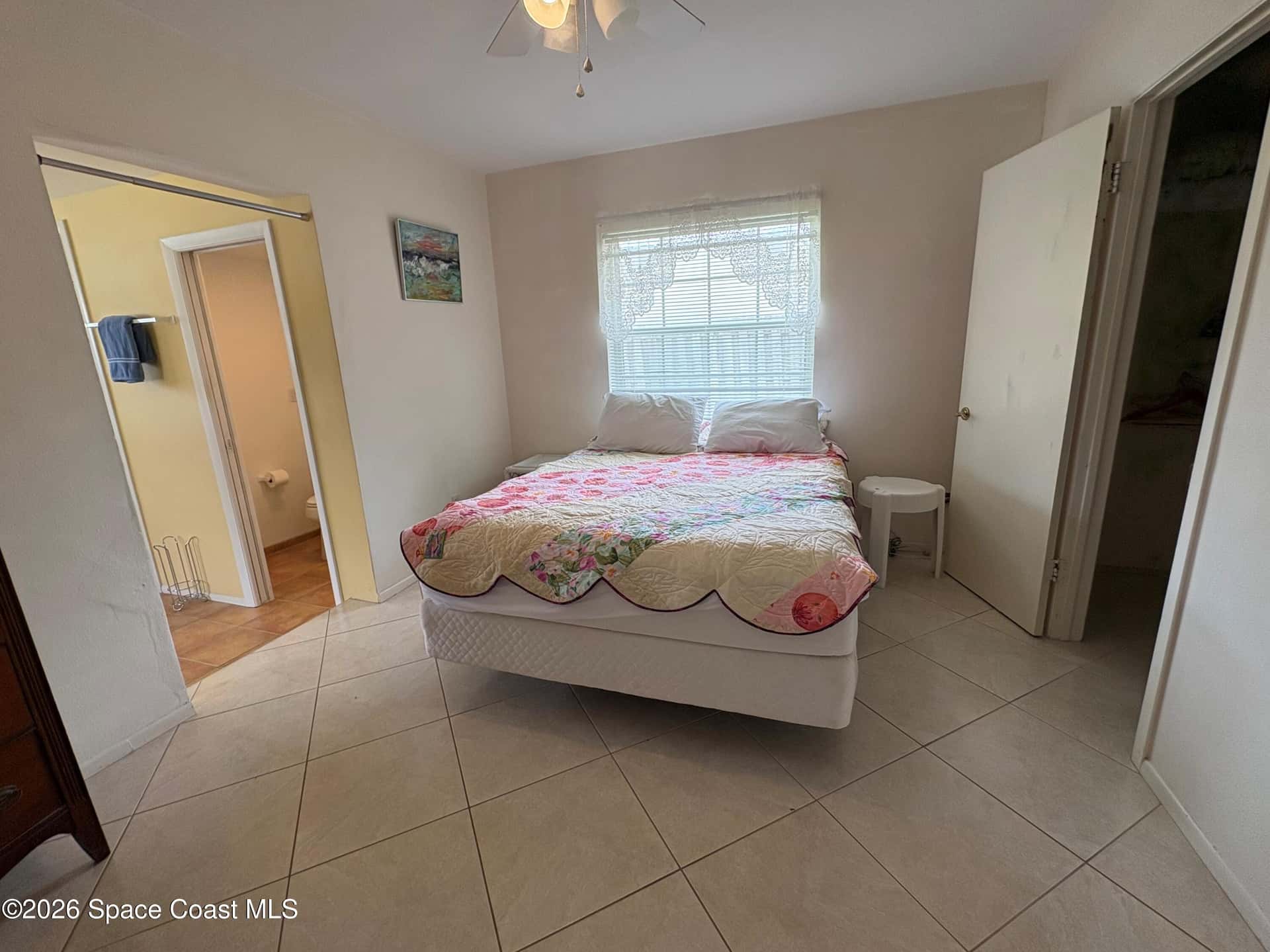 212 Surf thumbnail 3