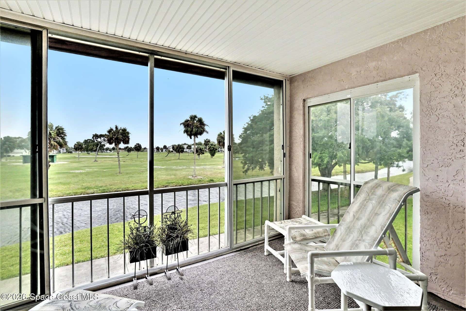 2727 Wickham thumbnail 5