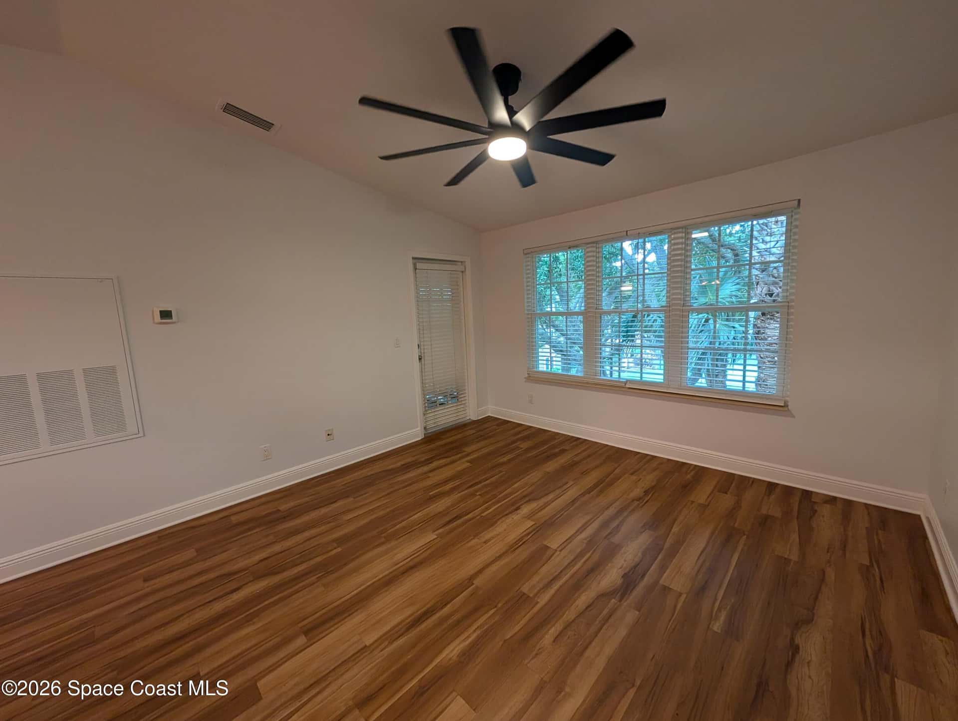 7667 Wickham thumbnail 4