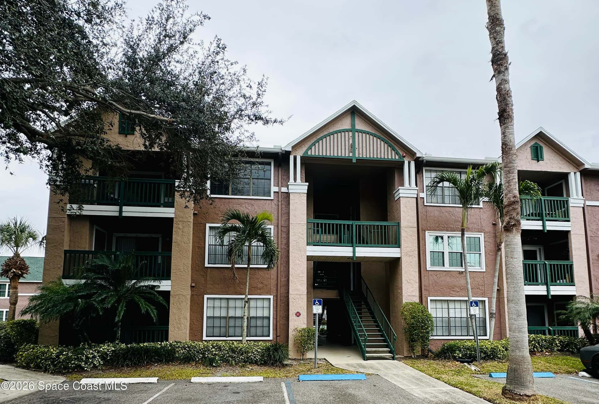 7667 Wickham thumbnail 1