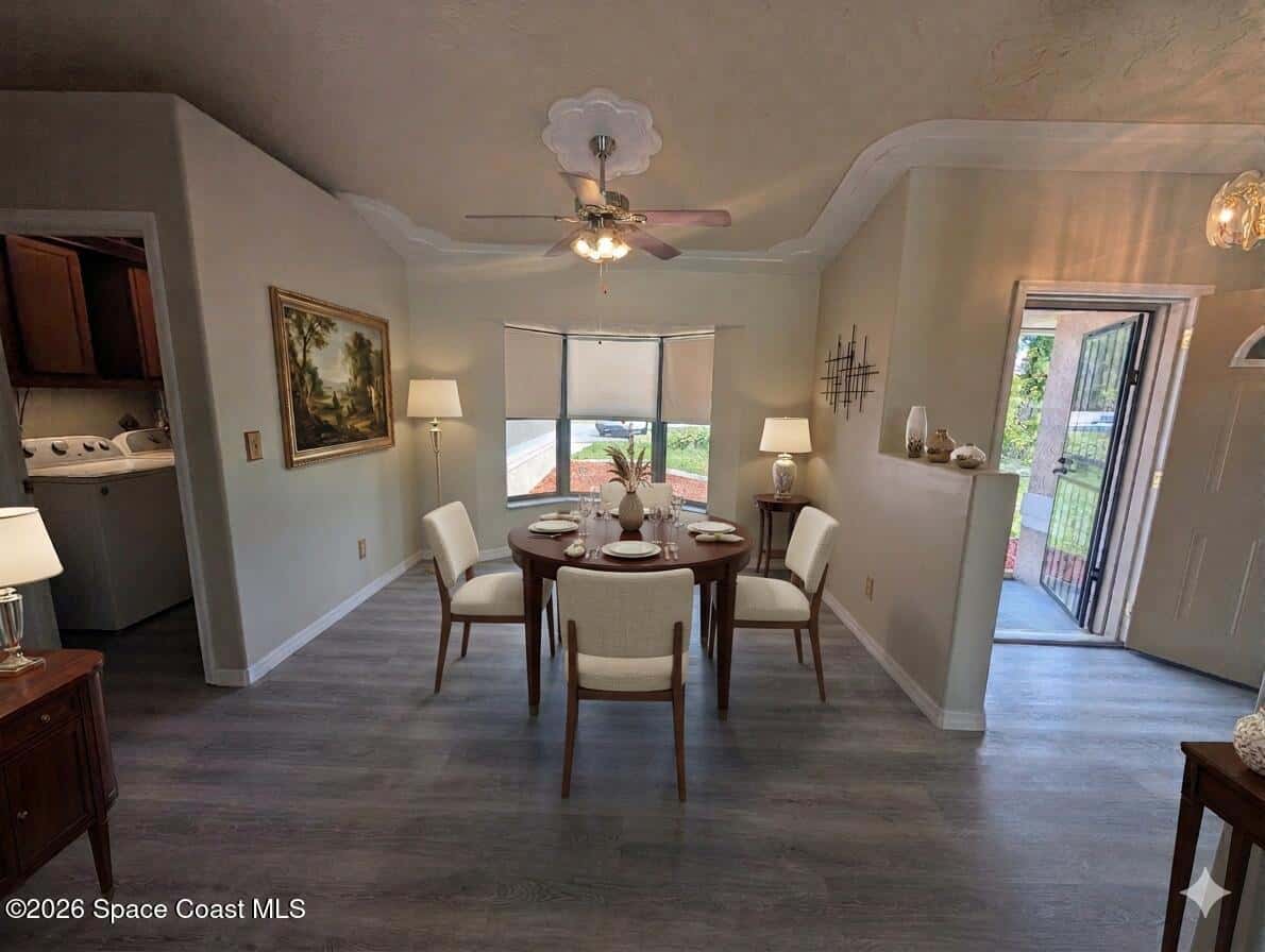 1710 Mahogany thumbnail 4