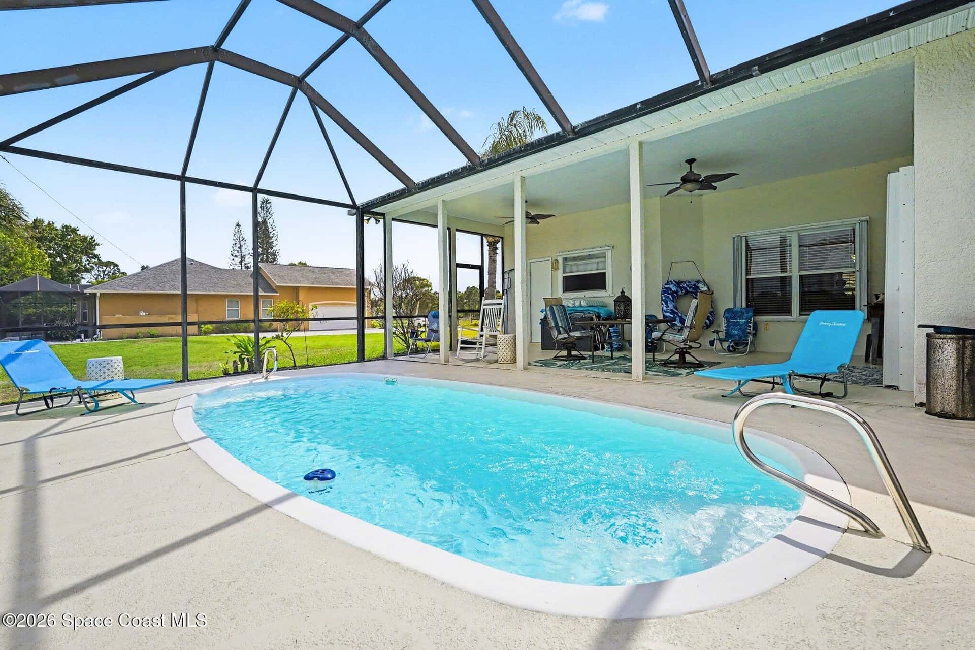 345 Lake View thumbnail 3