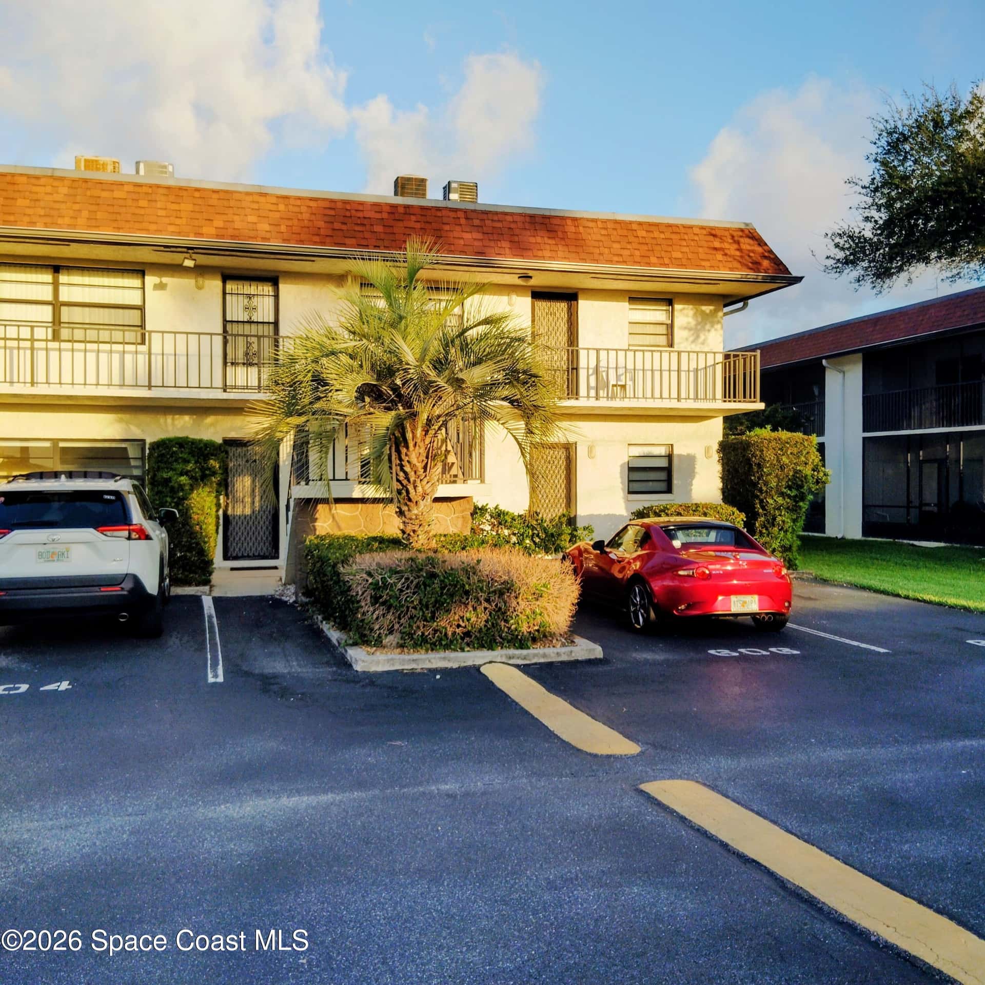 200 Saint Lucie thumbnail 3