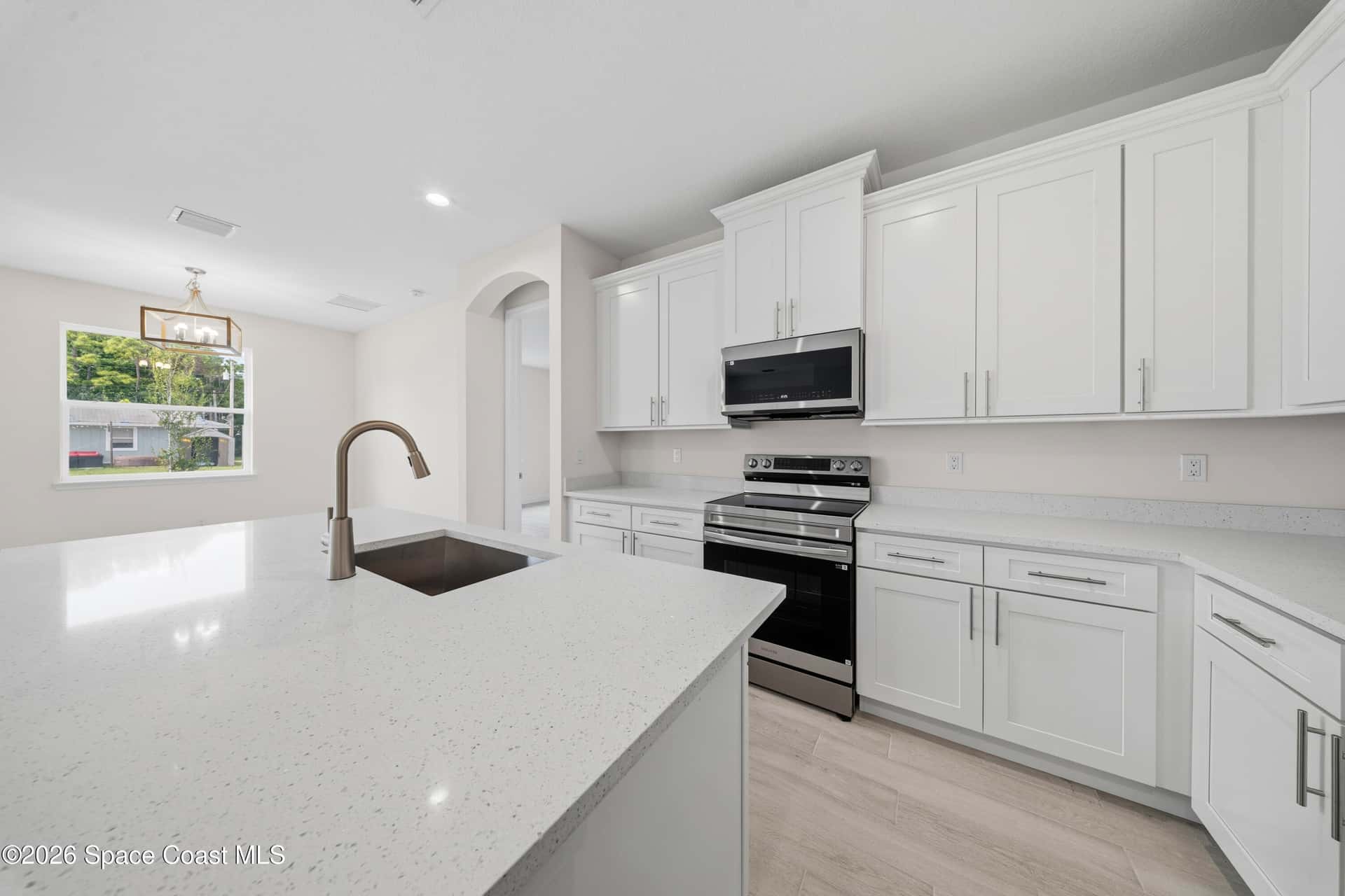 3125 Westover thumbnail 5