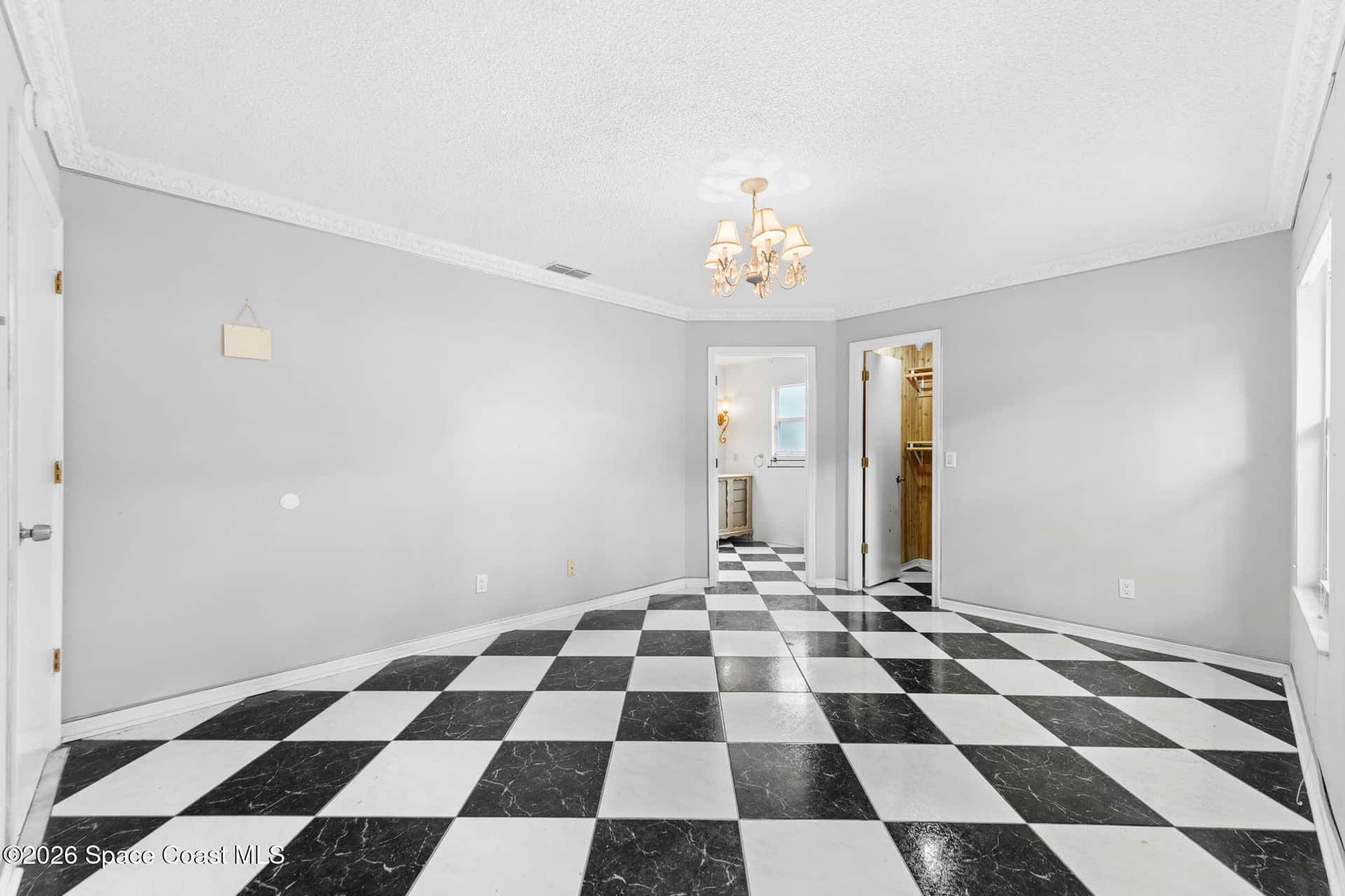 2177 Royal Poinciana thumbnail 6