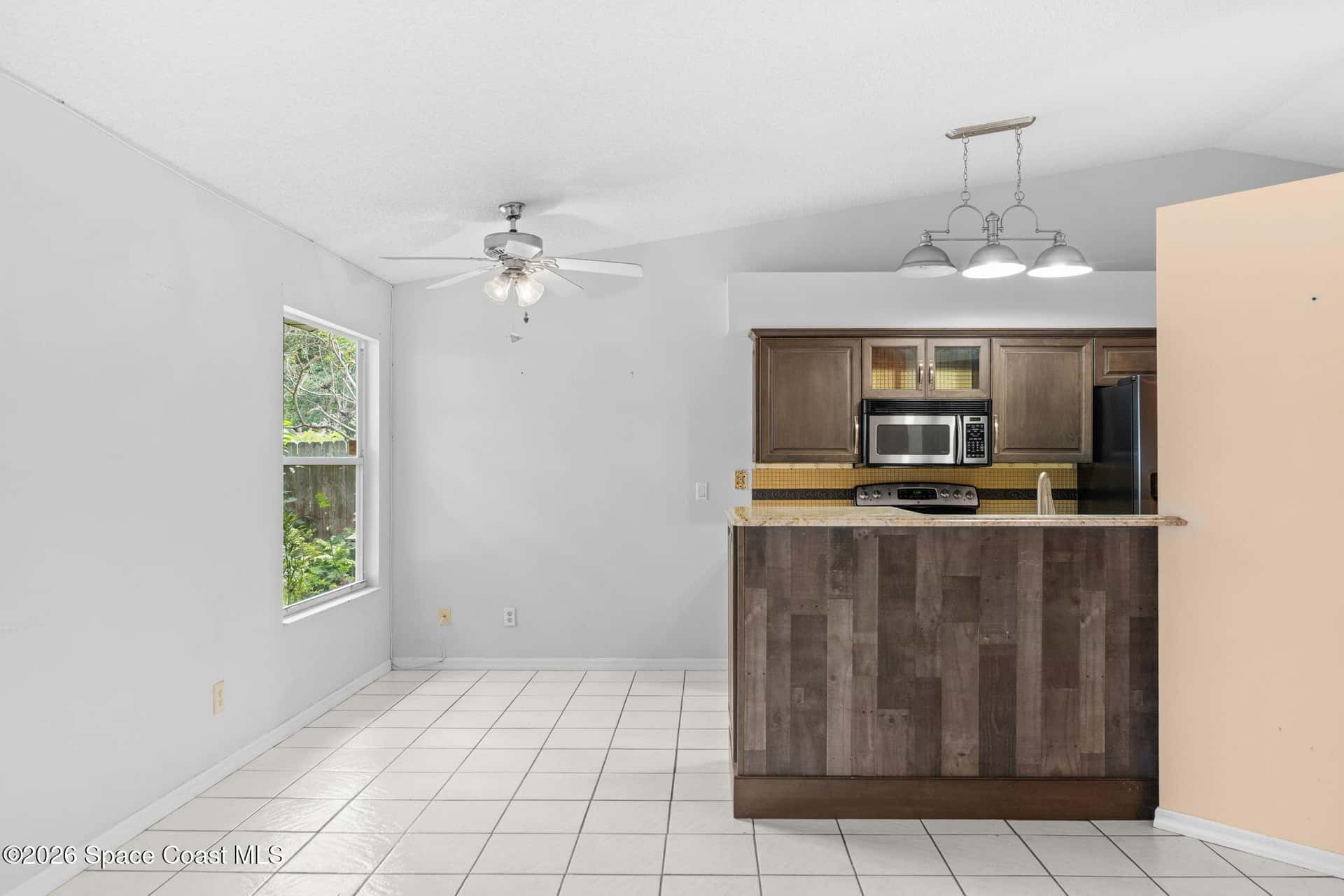 2177 Royal Poinciana thumbnail 5