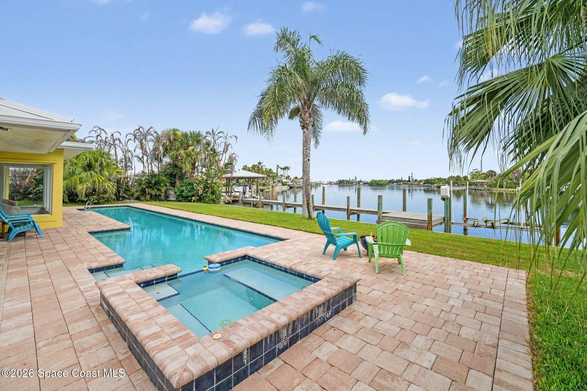 1540 Bay Shore thumbnail 5