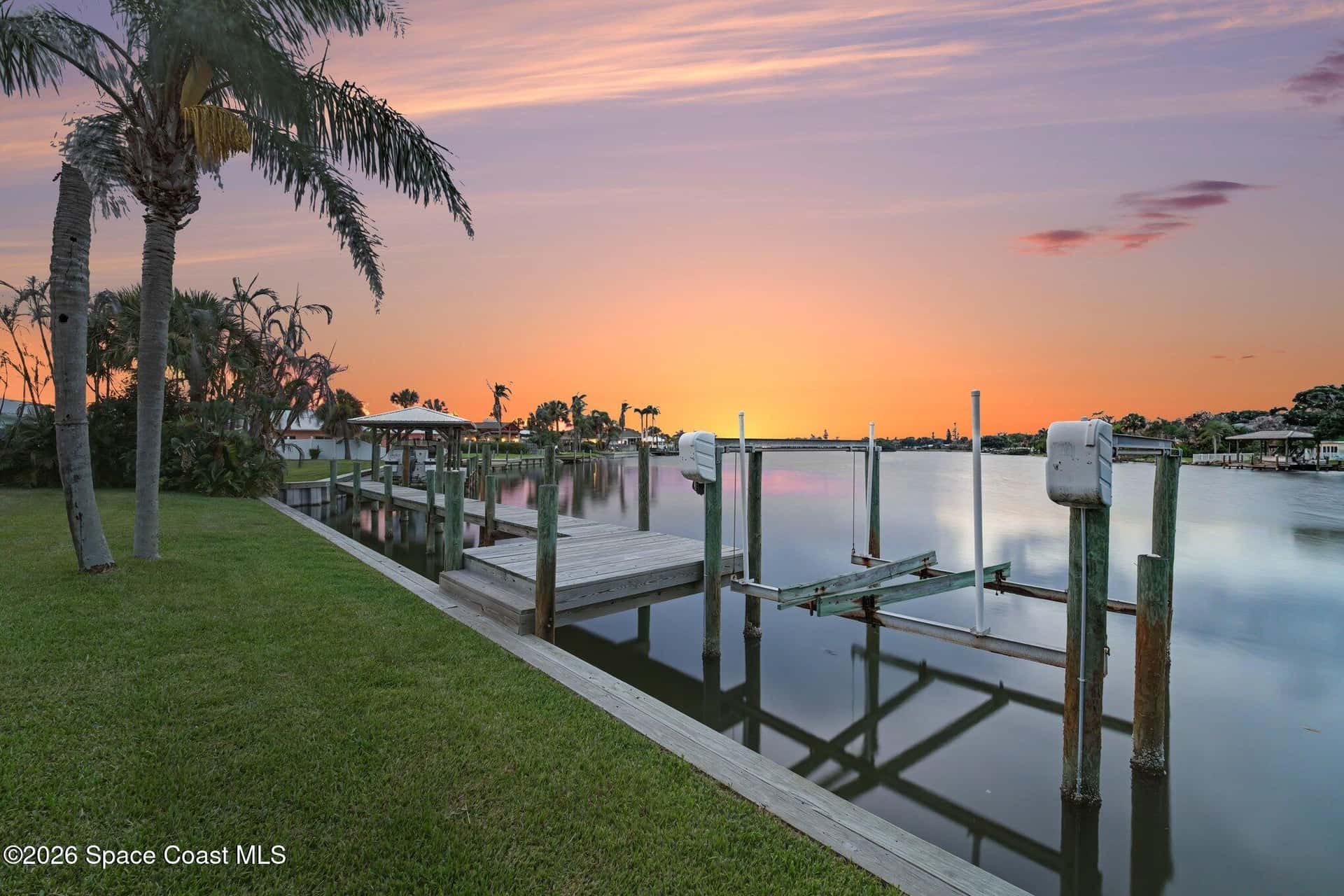 1540 Bay Shore thumbnail 4