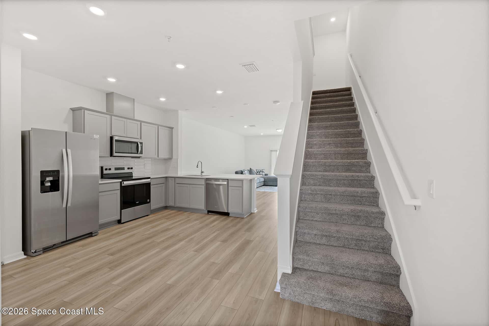5055 Sunrise Estates thumbnail 3