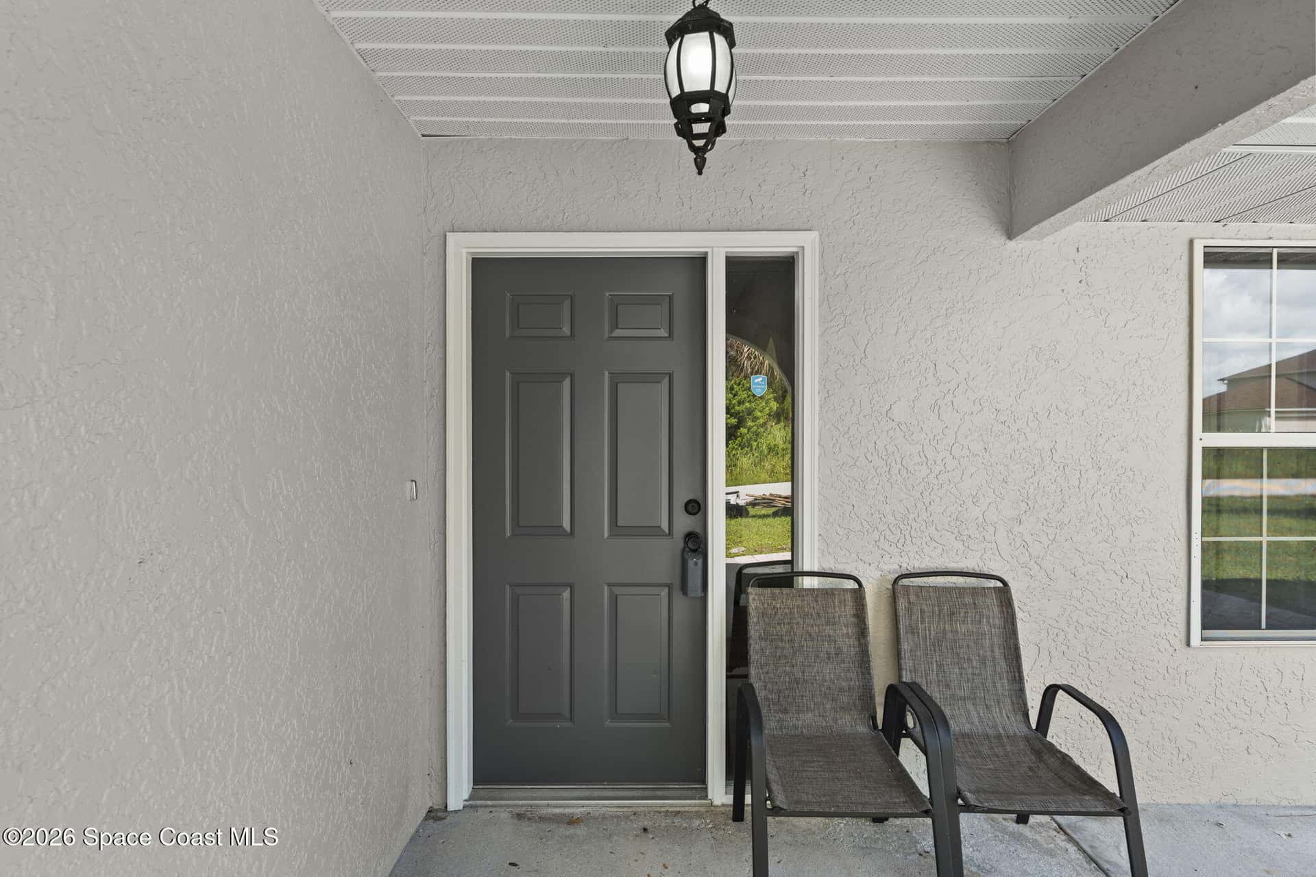 731 Delano thumbnail 5