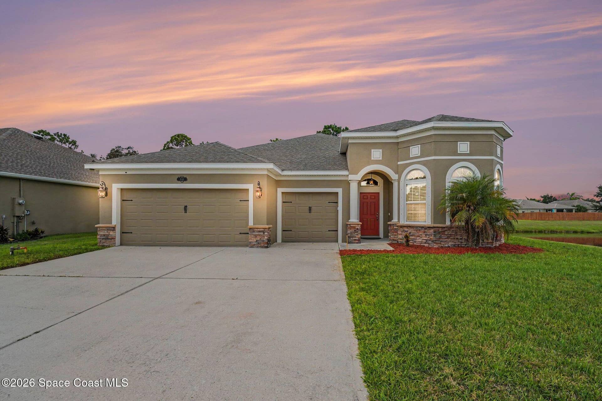 2152 Lune, West Melbourne, Florida