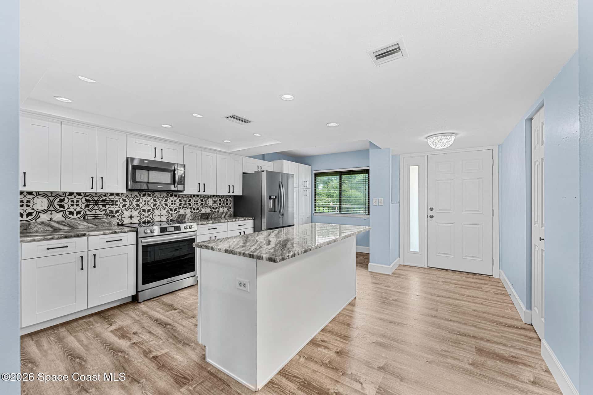 3220 River Villa thumbnail 6